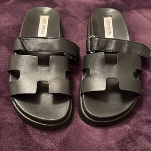 Steve Madden Black Leather Slide Sandals
